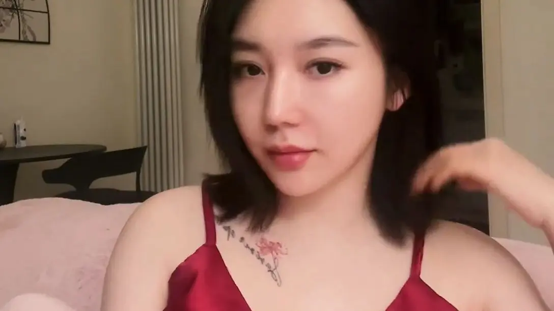 《教母eliy最新短剧eliy3人行资源》-资源下载-4K超清完整版在线免费观看教母eliy - 哔哩哔哩独家放送