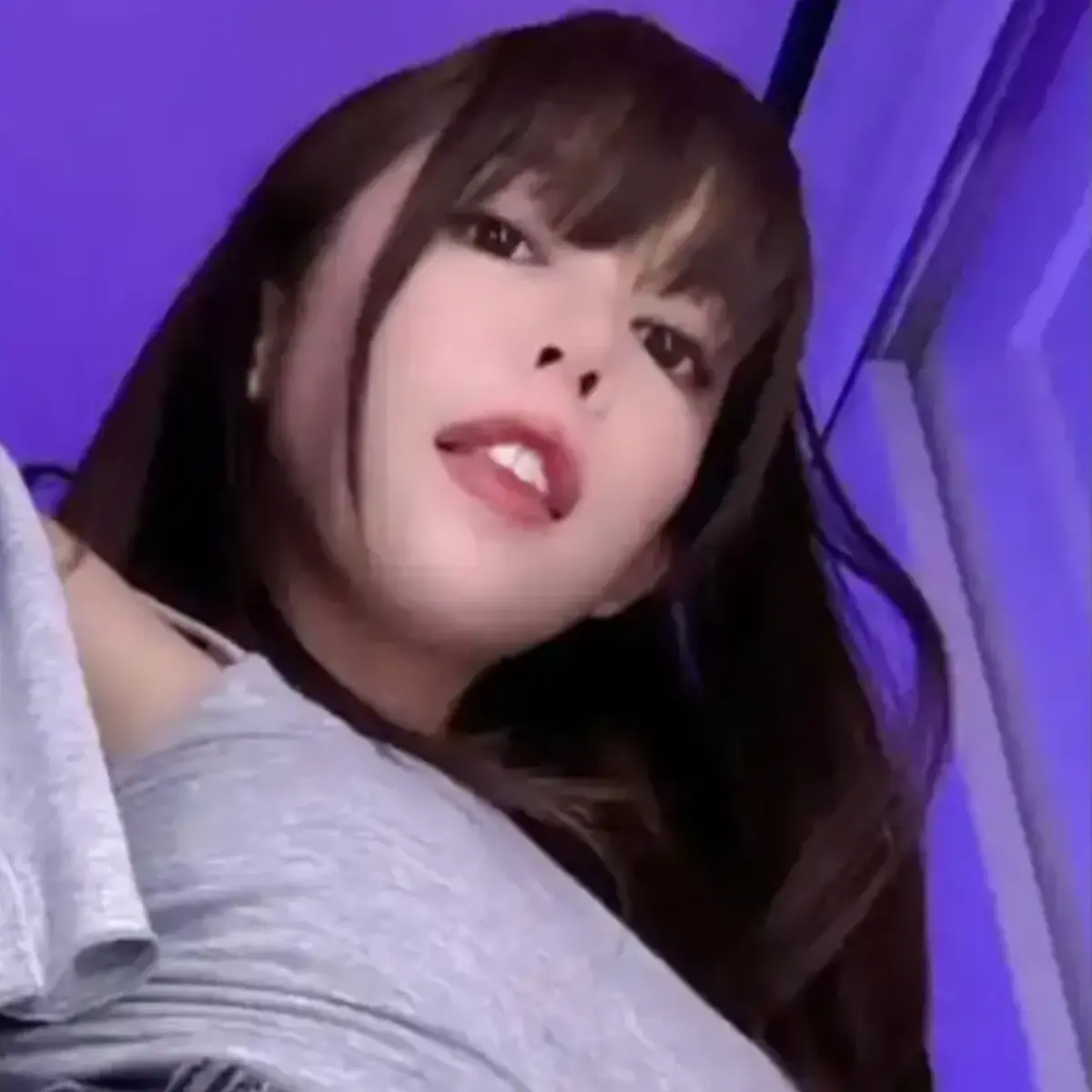 《绯红小猫KittyKum》全集1080P高清在线观看 - 无删减蓝光完整版 - 绯红小猫系列合集资源