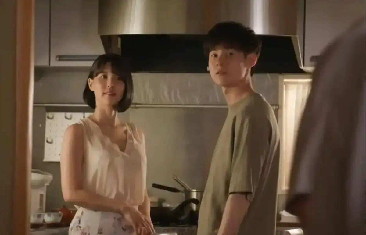 《漂亮的女邻居5》高清未删减国语中字-飞牛影视2026热映完整版-满天星超清在线免费看